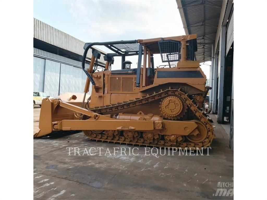 CAT D8N lánctalpas dózerek