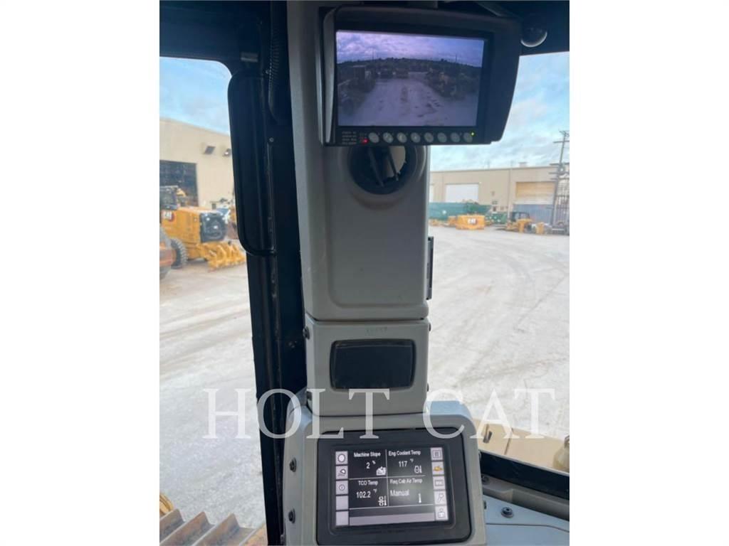 CAT D8T lánctalpas dózerek