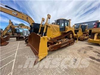 CAT D8T lánctalpas dózerek