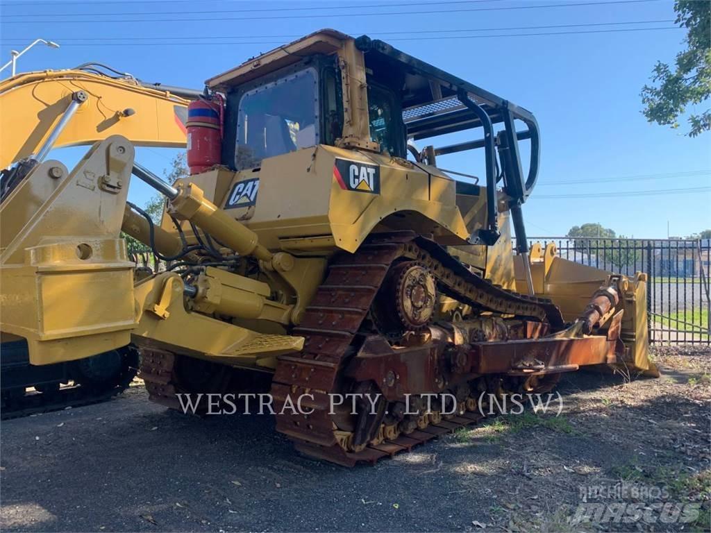 CAT D8T lánctalpas dózerek