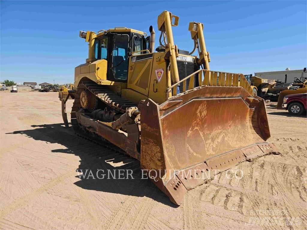CAT D8T lánctalpas dózerek