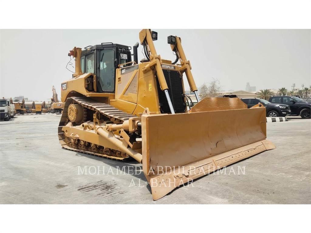 CAT D8T lánctalpas dózerek