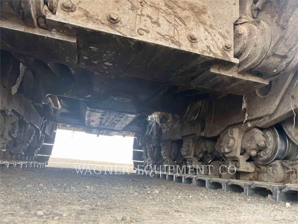CAT D8T lánctalpas dózerek