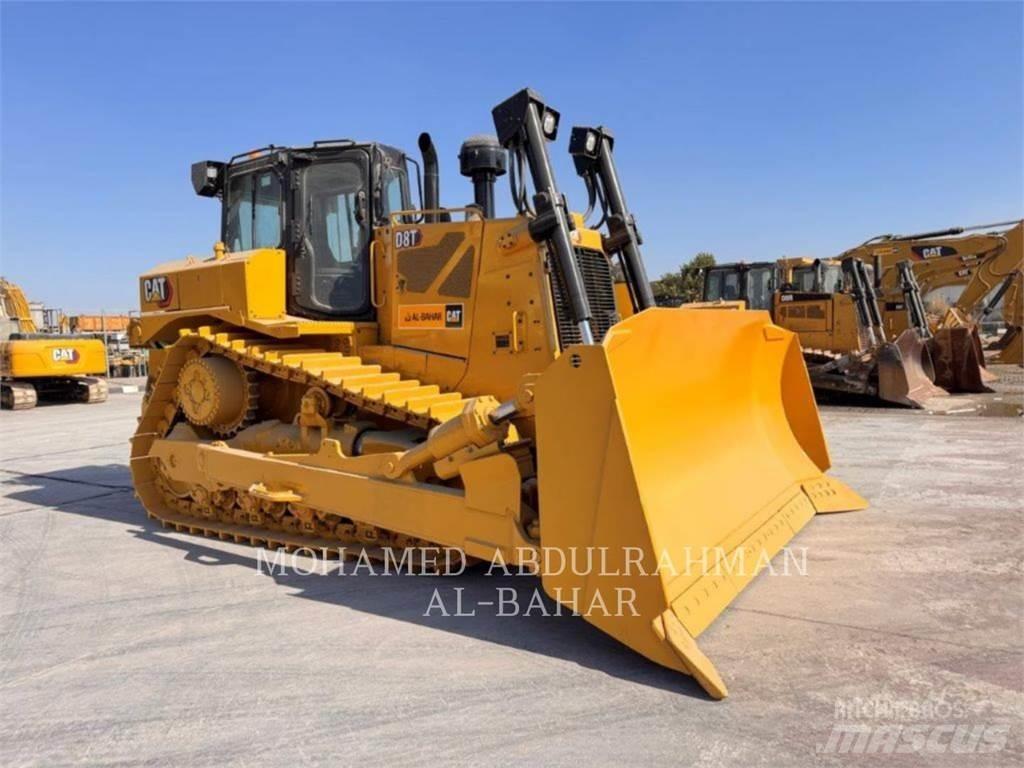 CAT D8T lánctalpas dózerek