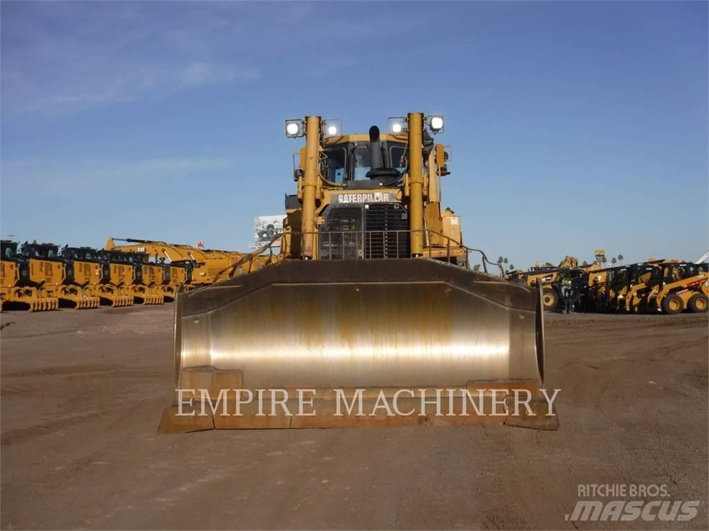 CAT D8T lánctalpas dózerek