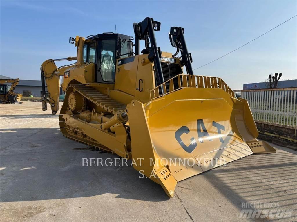 CAT D8T lánctalpas dózerek