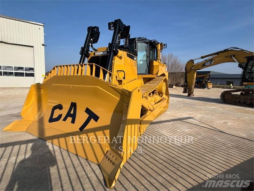 CAT D8T lánctalpas dózerek