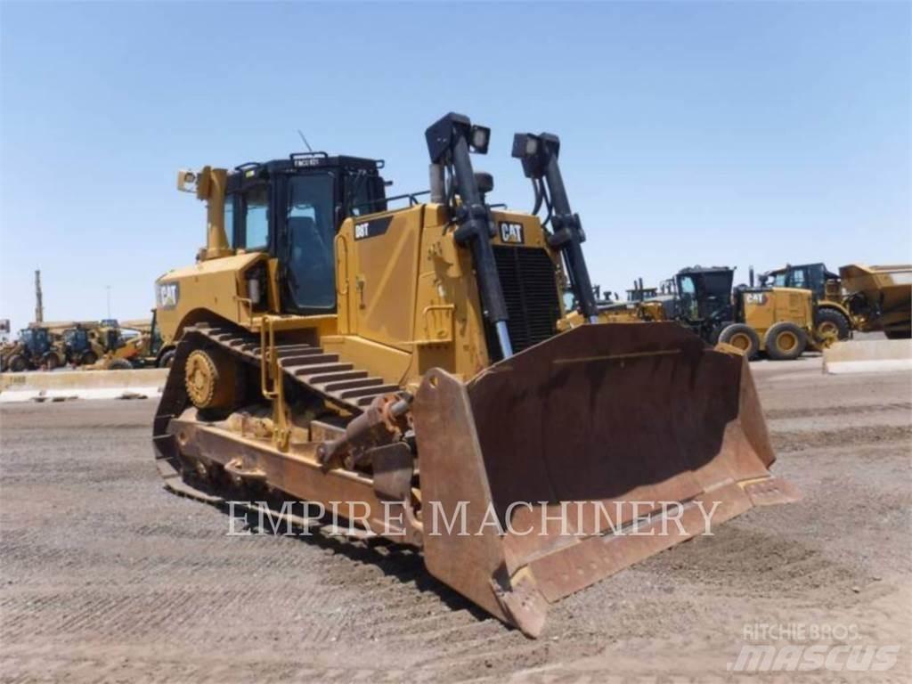 CAT D8T lánctalpas dózerek
