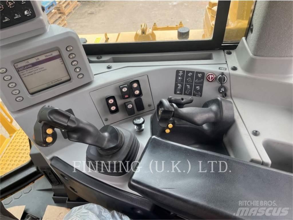CAT D8T lánctalpas dózerek