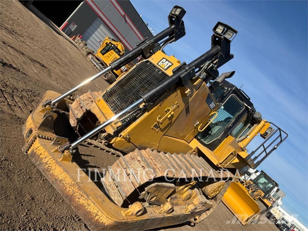 CAT D8T lánctalpas dózerek