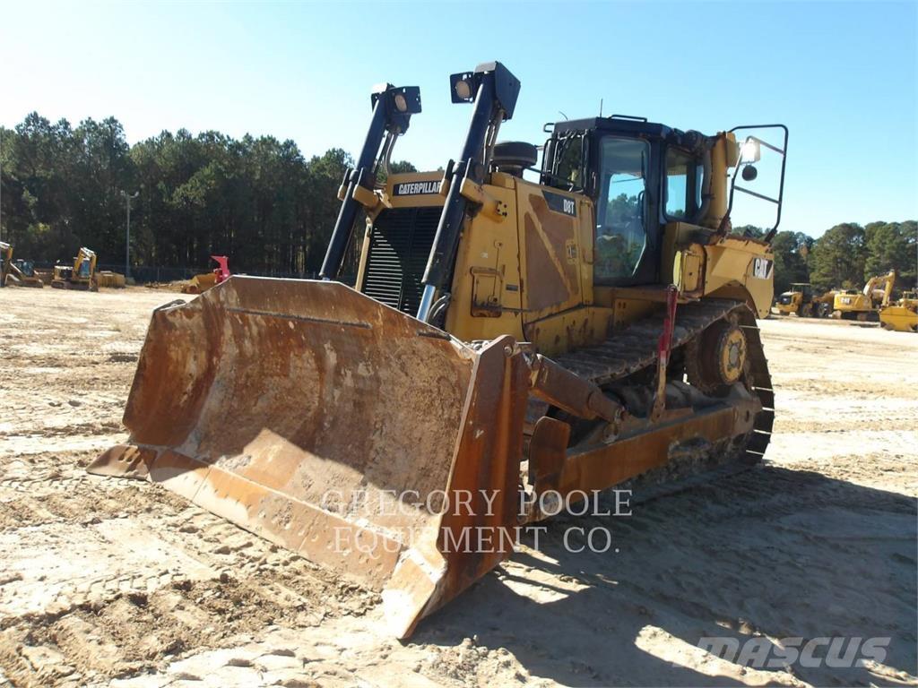 CAT D8T lánctalpas dózerek