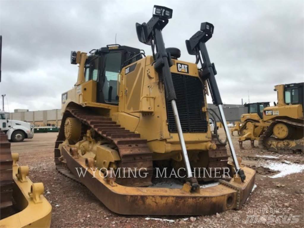 CAT D8T lánctalpas dózerek