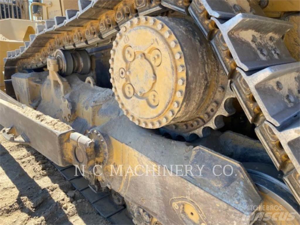 CAT D8T lánctalpas dózerek