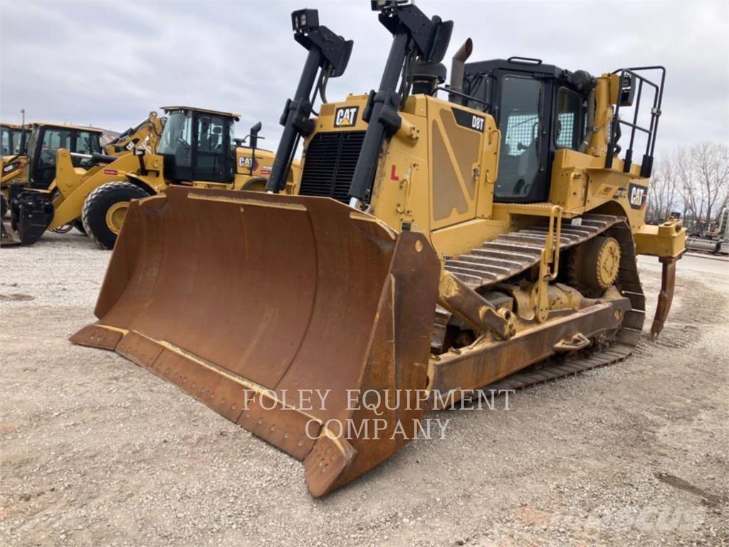 CAT D8T lánctalpas dózerek