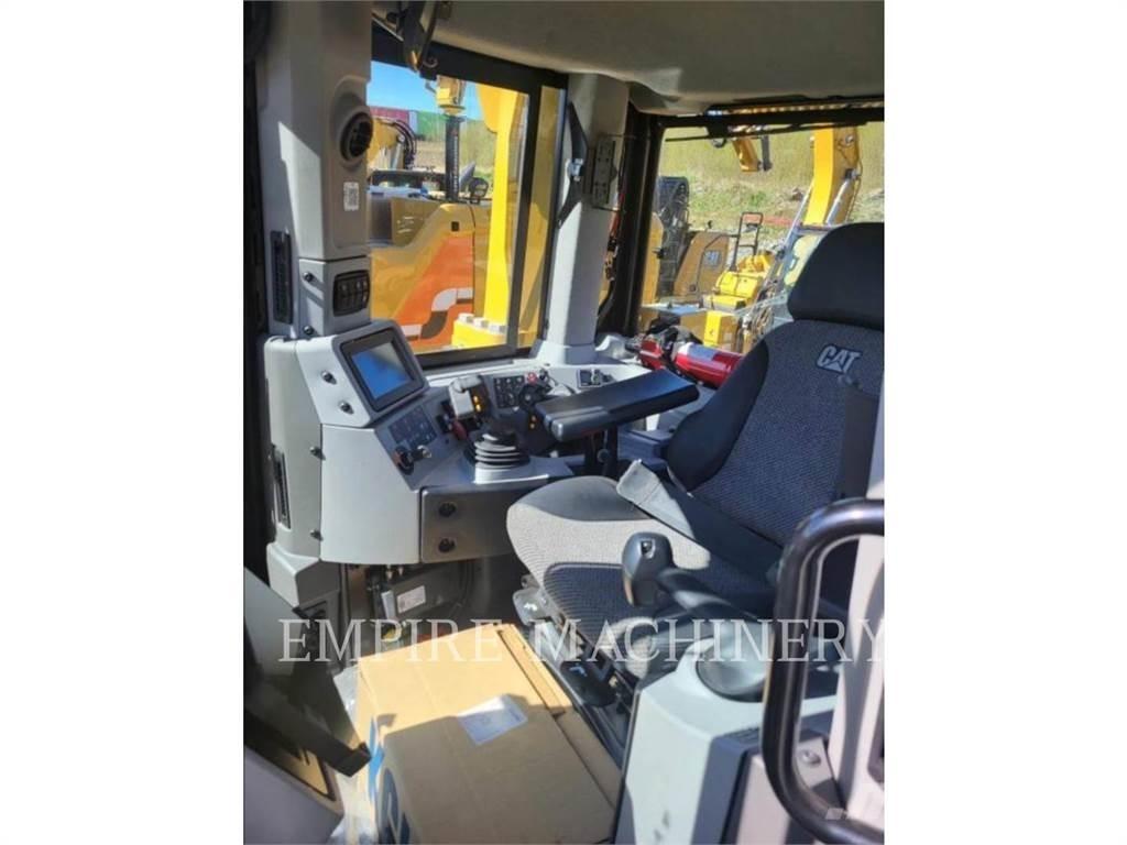 CAT D8T-21 lánctalpas dózerek