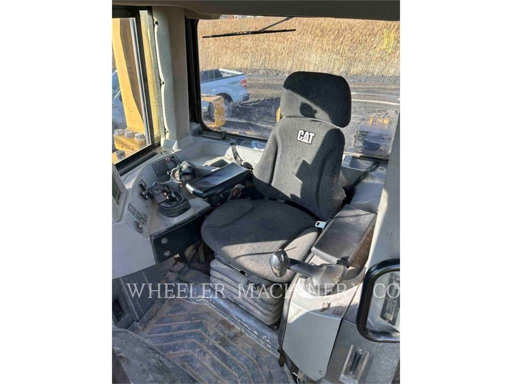 CAT D8T SU lánctalpas dózerek