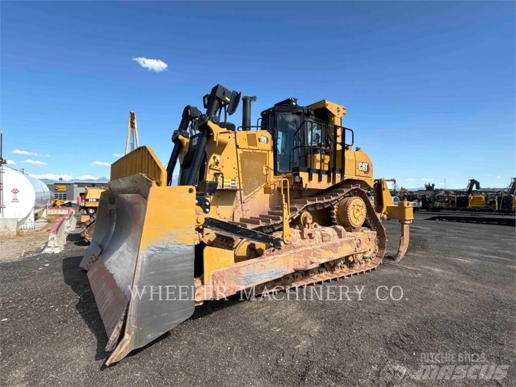 CAT D9 lánctalpas dózerek