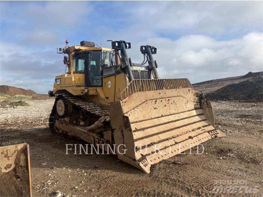 CAT D9 lánctalpas dózerek