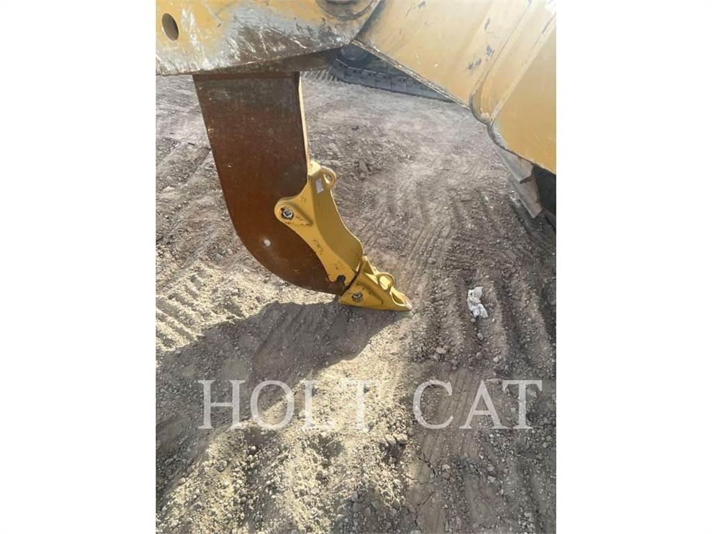 CAT D9 lánctalpas dózerek