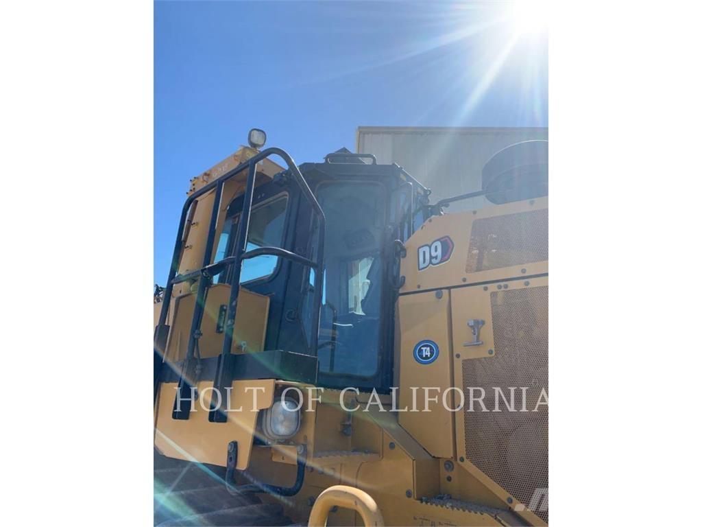 CAT D9 lánctalpas dózerek
