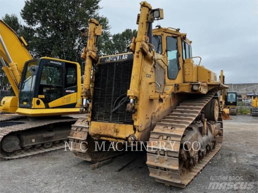 CAT D9N lánctalpas dózerek