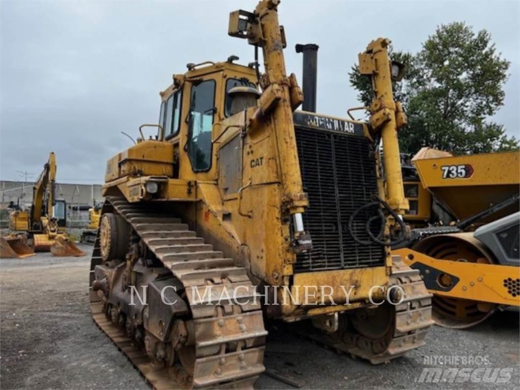 CAT D9N lánctalpas dózerek