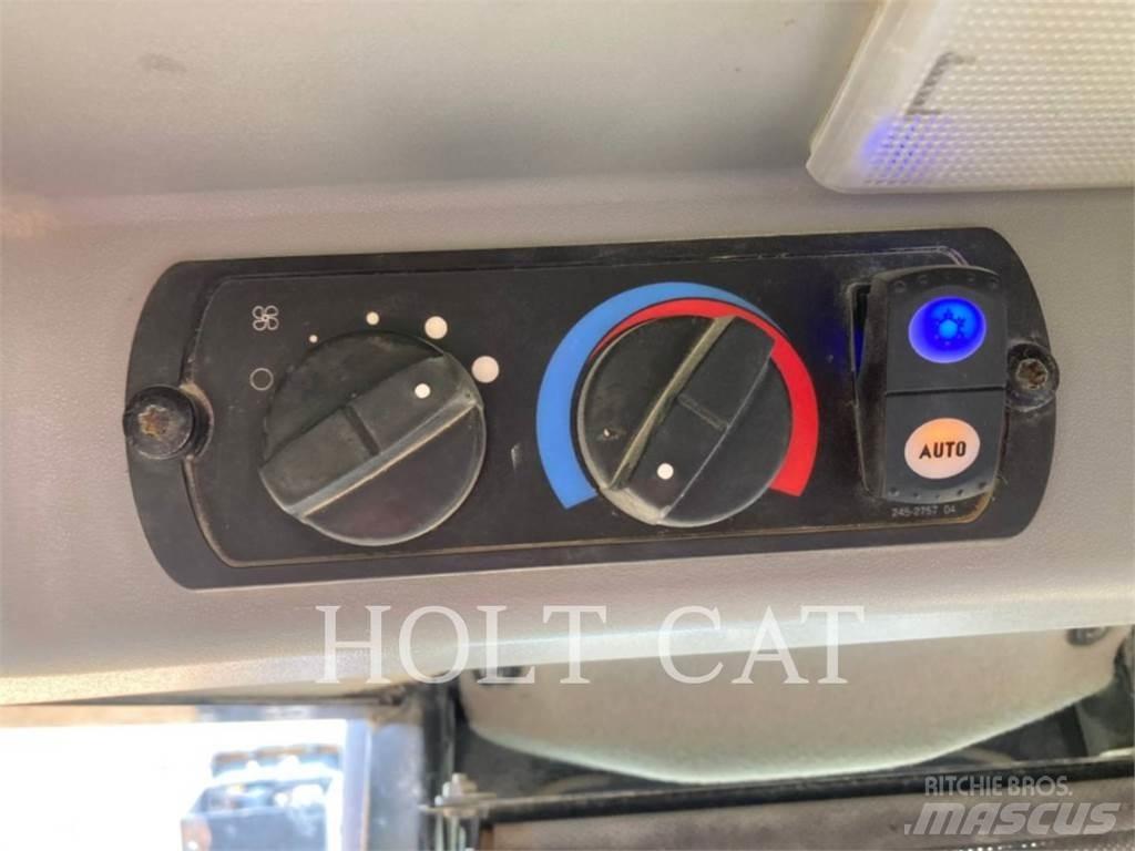CAT D9T lánctalpas dózerek