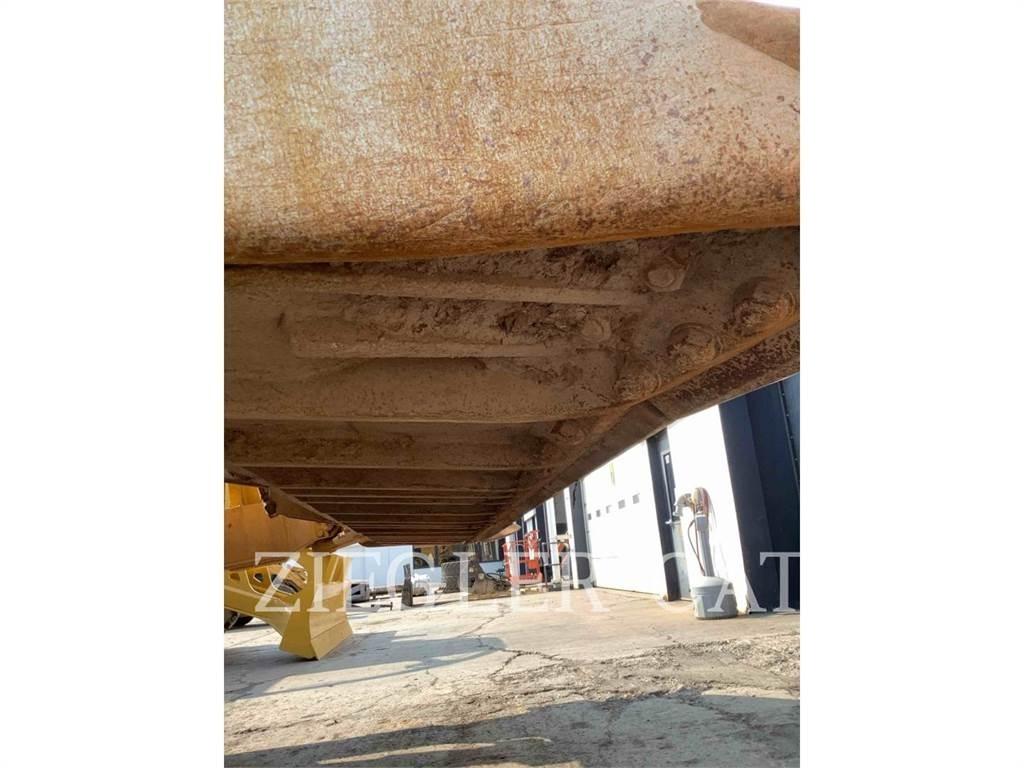 CAT D9T lánctalpas dózerek