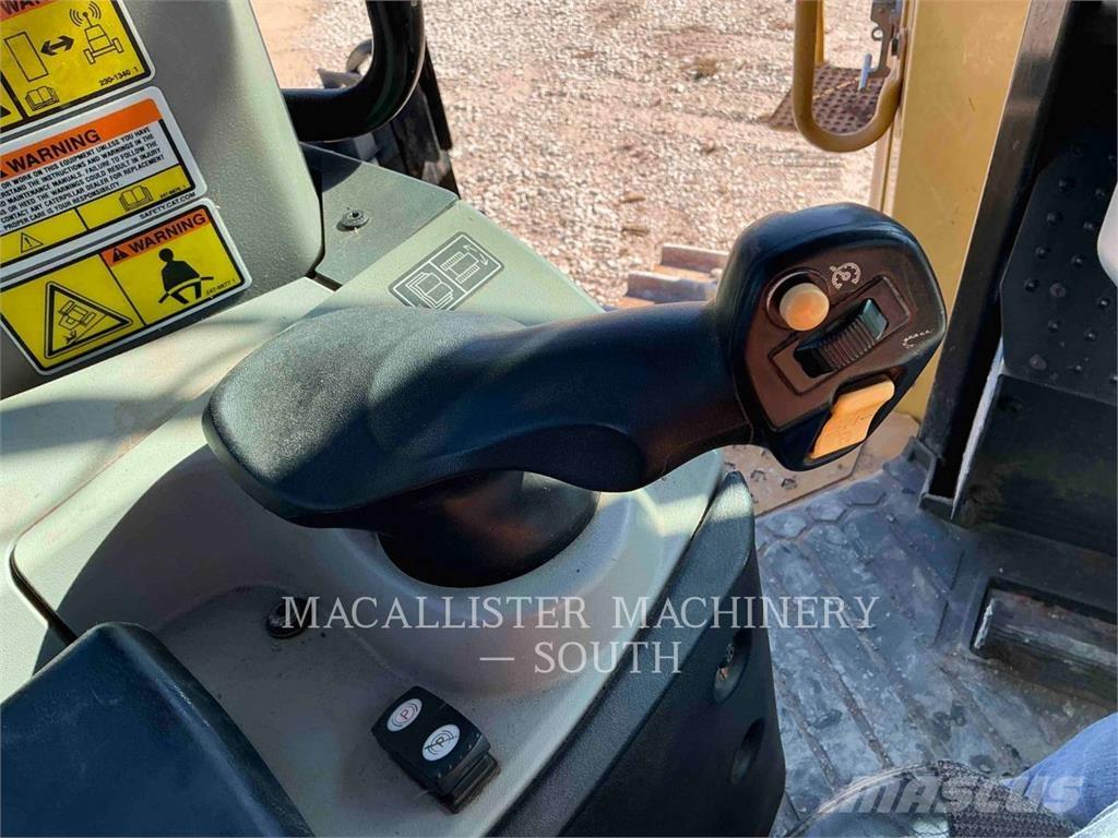 CAT D9T lánctalpas dózerek