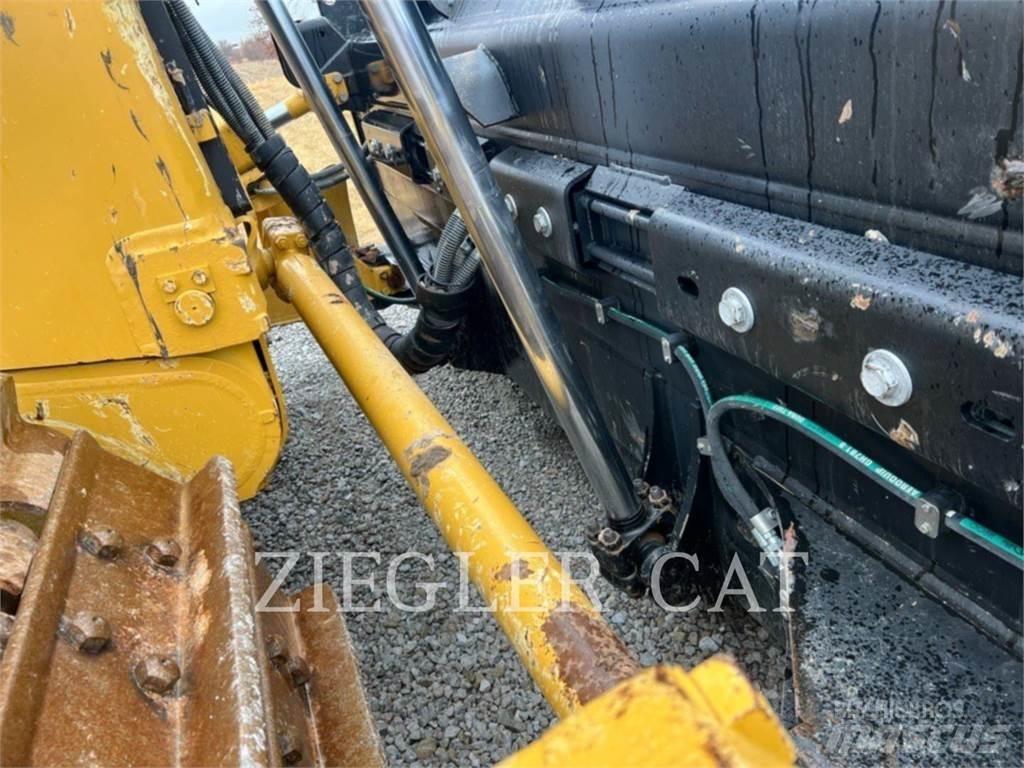 CAT D9T lánctalpas dózerek