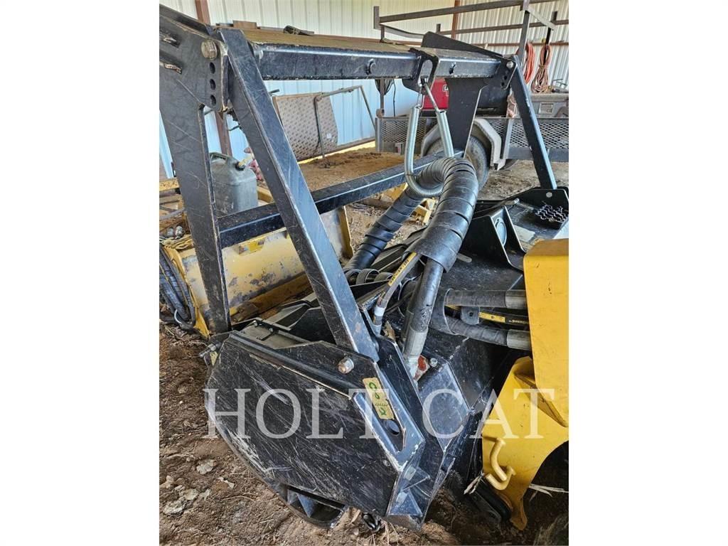 CAT HM416 Erdészeti bozótirtó