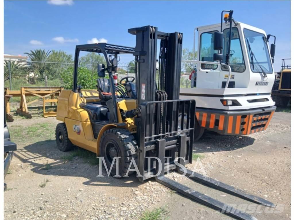 CAT LIFT TRUCKS DP50CNM Dízel targoncák