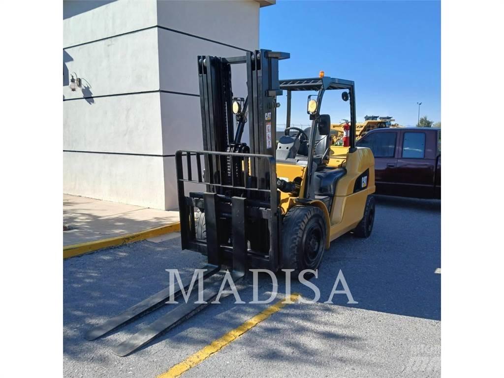 CAT LIFT TRUCKS DP50NM Dízel targoncák
