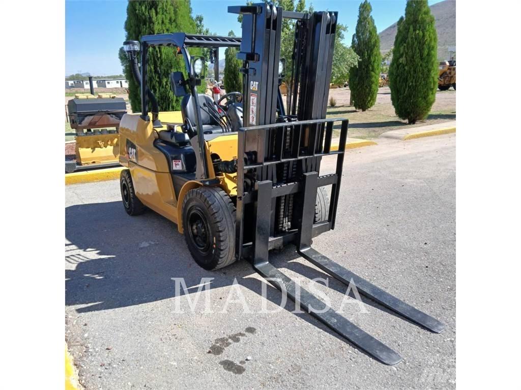 CAT LIFT TRUCKS DP50NM1 Dízel targoncák
