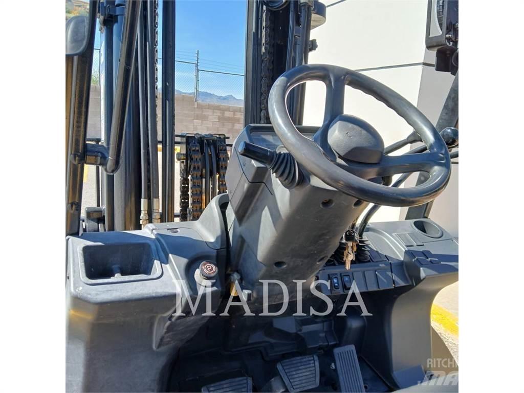 CAT LIFT TRUCKS DP50NM1 Dízel targoncák