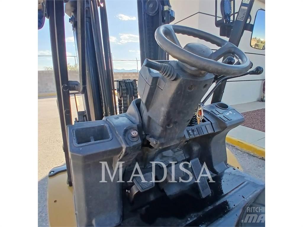 CAT LIFT TRUCKS DP50NM1 Dízel targoncák