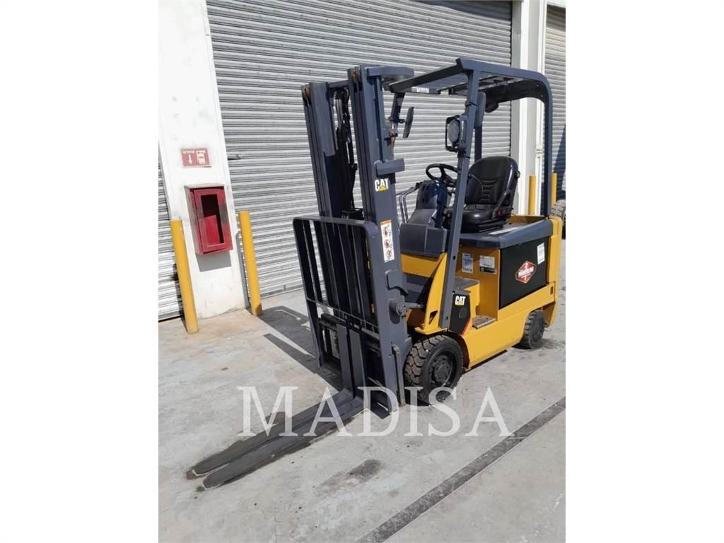 CAT LIFT TRUCKS E3500 Targoncák-Egyéb
