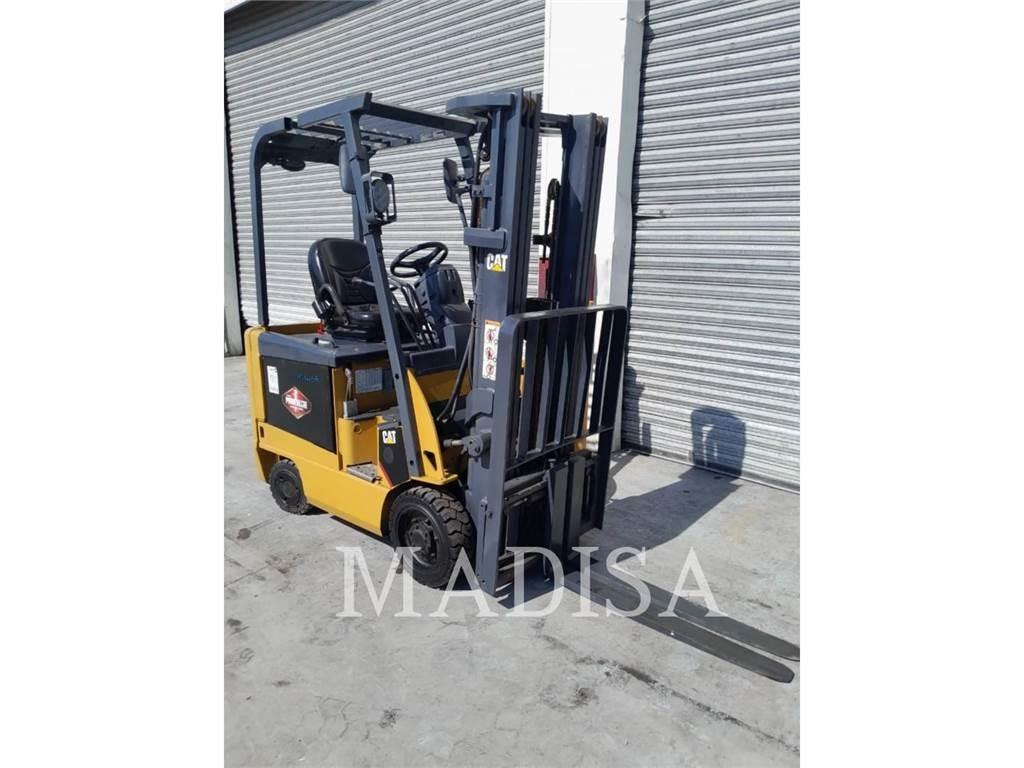 CAT LIFT TRUCKS E3500 Targoncák-Egyéb