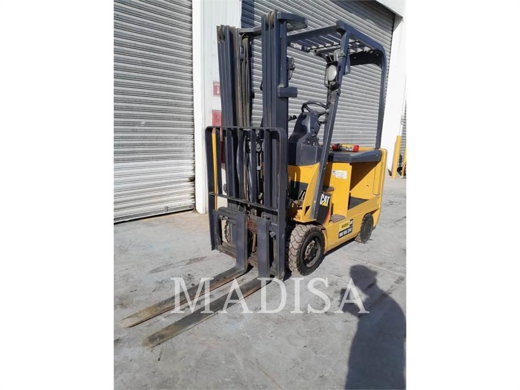CAT LIFT TRUCKS E3500-AC Targoncák-Egyéb