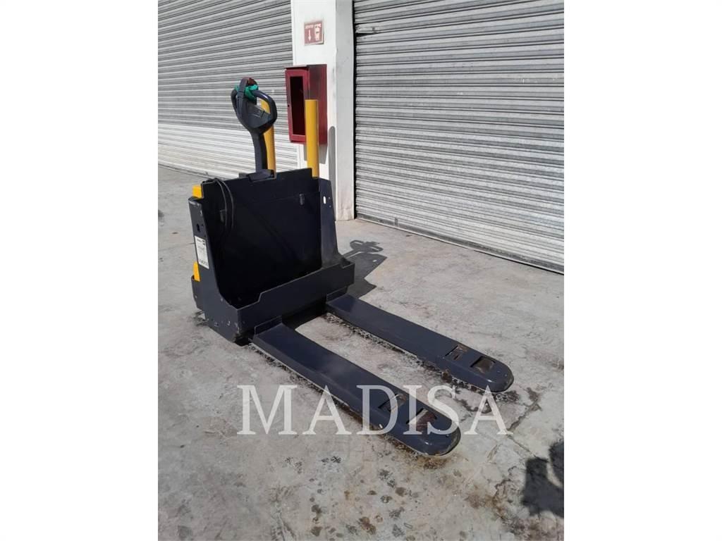 CAT LIFT TRUCKS EJE120E Golfkocsik