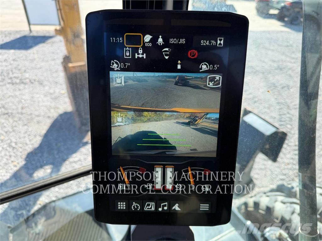 CAT M 318 Gumikerekes kotrók