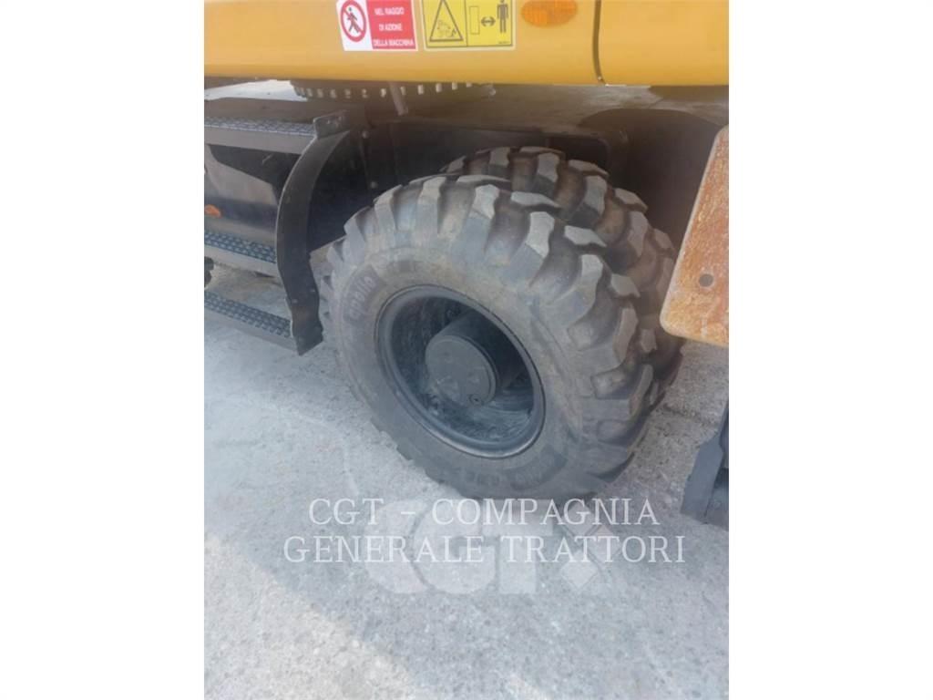 CAT M314 Gumikerekes kotrók