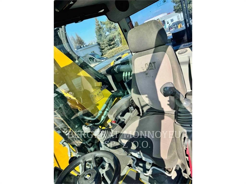CAT M314F Gumikerekes kotrók