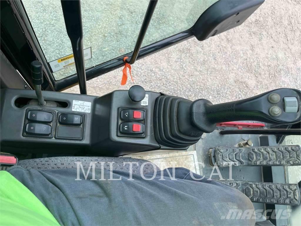 CAT M314F Gumikerekes kotrók