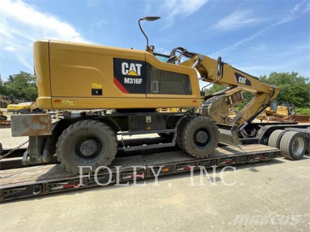 CAT M316F Gumikerekes kotrók