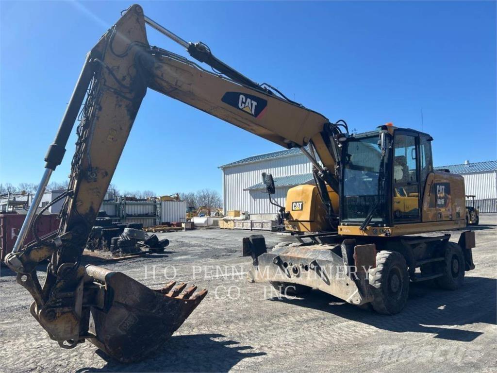 CAT M316F Gumikerekes kotrók