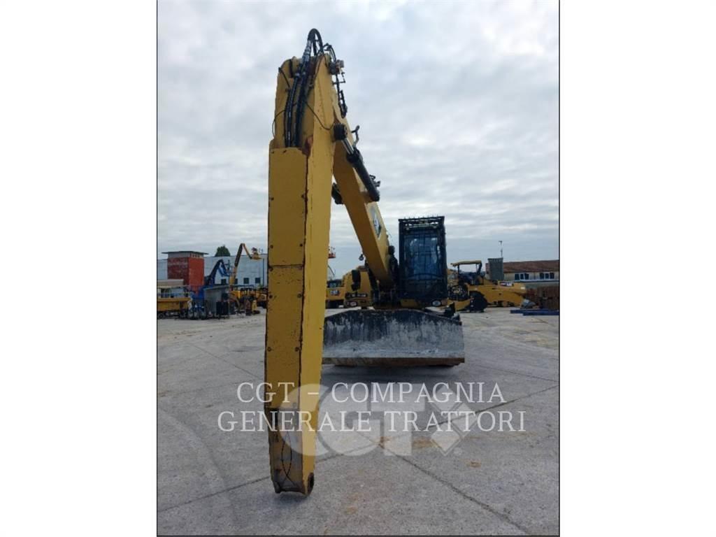 CAT M318D MH Gumikerekes kotrók