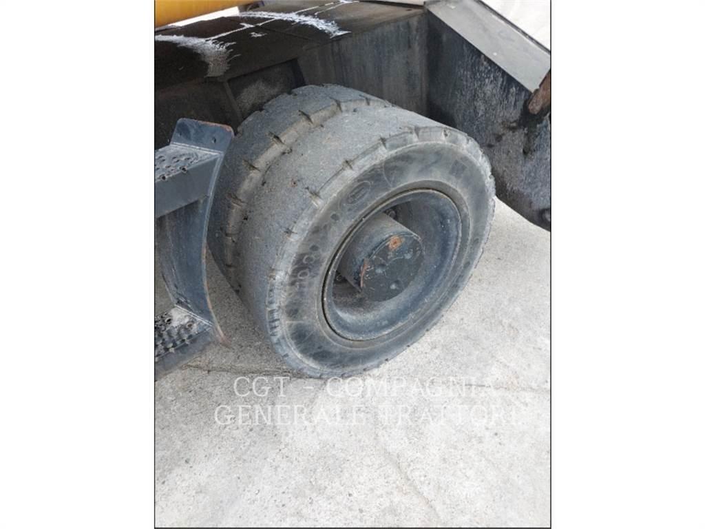 CAT M318D MH Gumikerekes kotrók