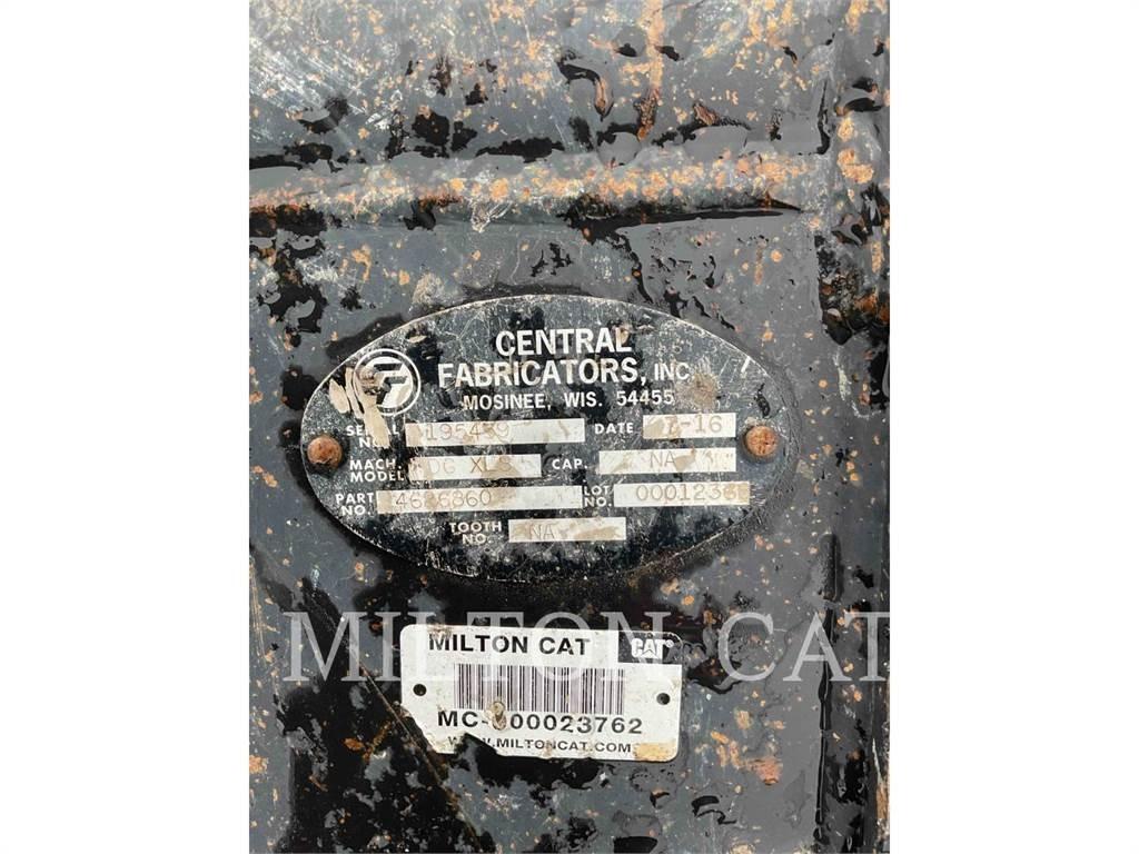 CAT M318F Gumikerekes kotrók