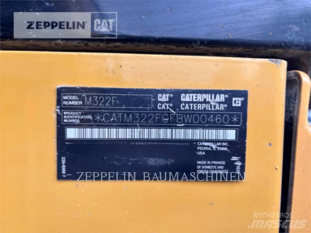 CAT M322F Gumikerekes kotrók